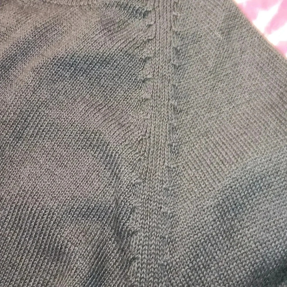 Men's 100% Peruvian Alpaca Round Neck Sweater Dark Grey Herringbone Stitch SZ M - Picture 6 of 12